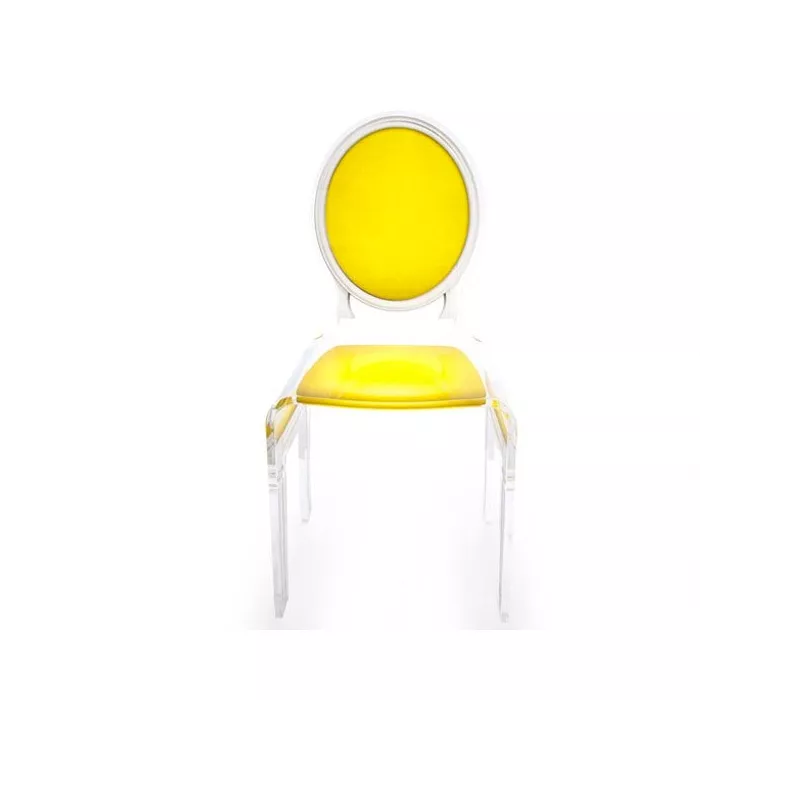 Dieciséis sillas transparentes de plexiglás Color Amarillo