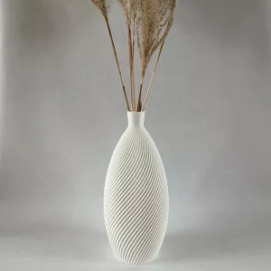 Jarrón de diseño con forma de almendra