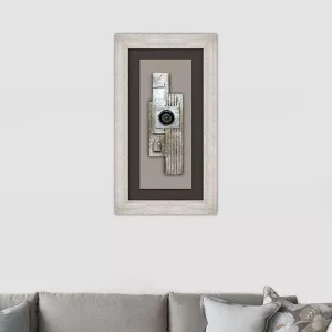 Pintura de diseño, collage sobre madera y ocular 70x40cm